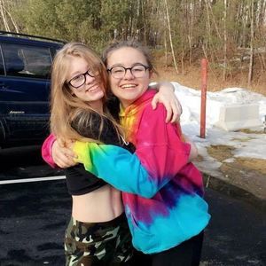 Meet your Posher, Demitria